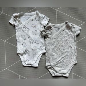 Simple Joys|Baby gender neutral set of onesies,Gray & White Farm Animal-Print•••